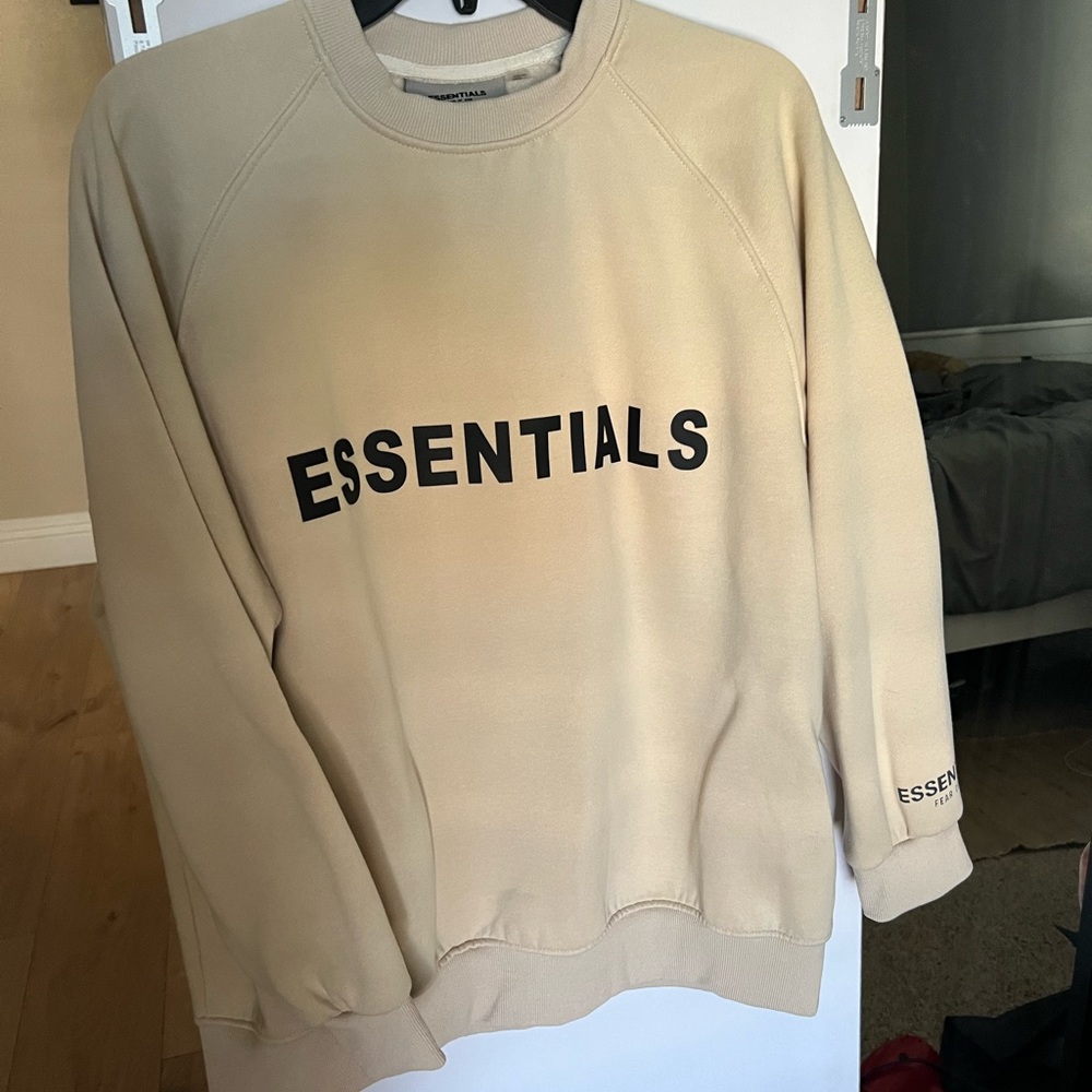 Essential sweater